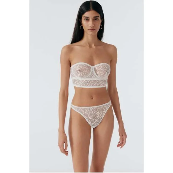 Acacia Long Line Underwire Strapless Bra